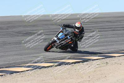 media/Oct-13-2025-Moto Forza (Mon) [[a66d839500]]/3-B Group/Session 2 (Bowl)/